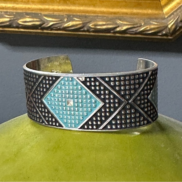 Montana Silversmiths Silver and Black Cuff Bracelet with Turquoise Accent. Solid - Picture 8 of 13